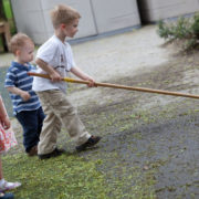 ALL THE CHORES YOUR KIDS SHOULD BE DOING, BASED ON THEIR AGE